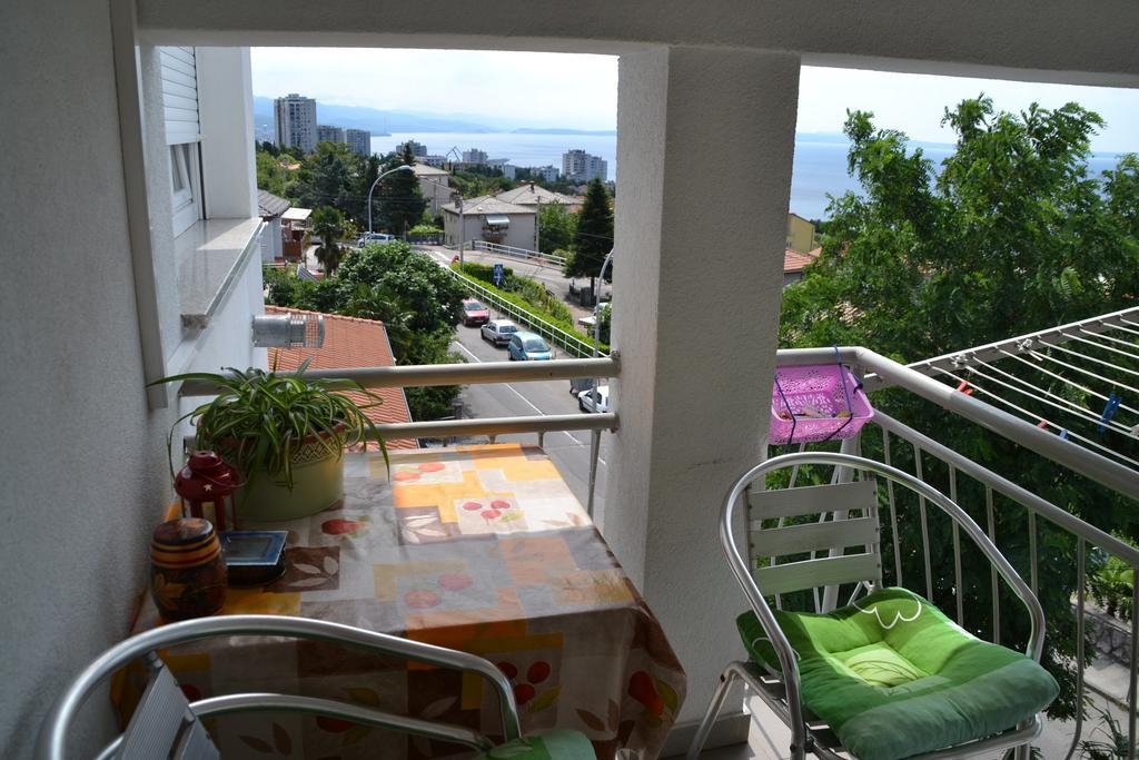 Apartment Antonija With Seaview Rijeka Exterior photo